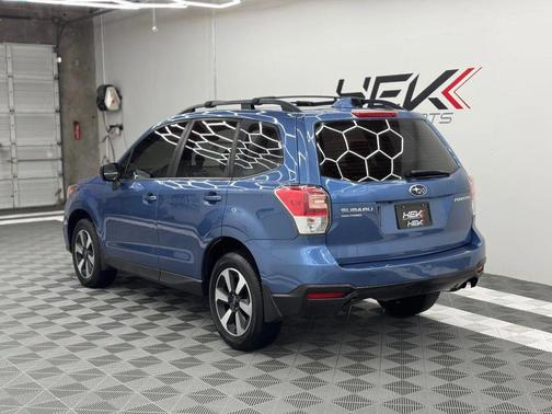 2017 Subaru Forester 2.5i