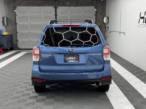 2017 Subaru Forester 2.5i