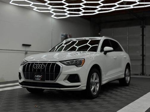 2021 Audi Q3 40 Premium