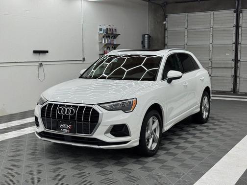 2021 Audi Q3 40 Premium