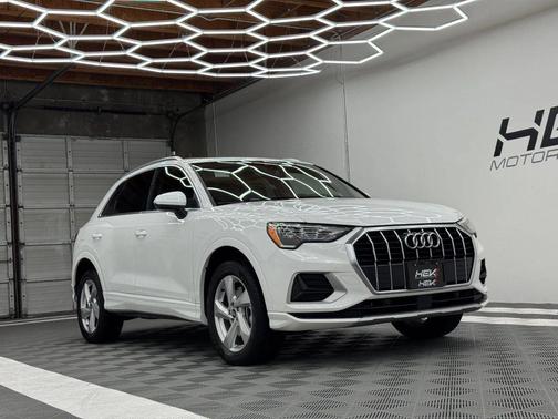 2021 Audi Q3 40 Premium