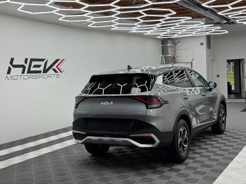 2024 Kia Sportage LX