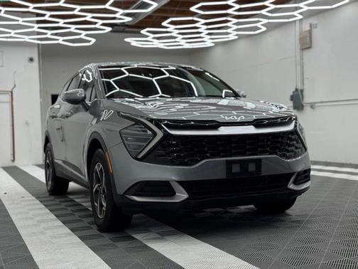 2024 Kia Sportage LX