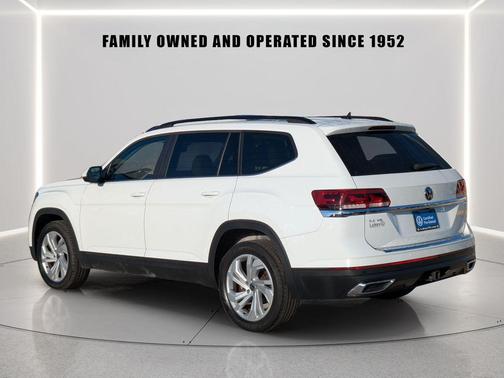 Pure White 2023 Volkswagen Atlas 3.6L SE w/Technology
