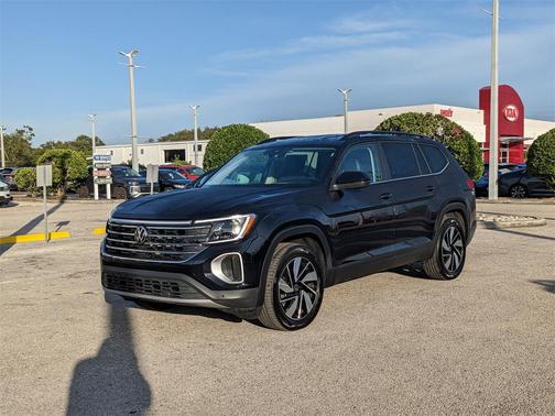 2024 Volkswagen Atlas 2.0T SE w/Technology