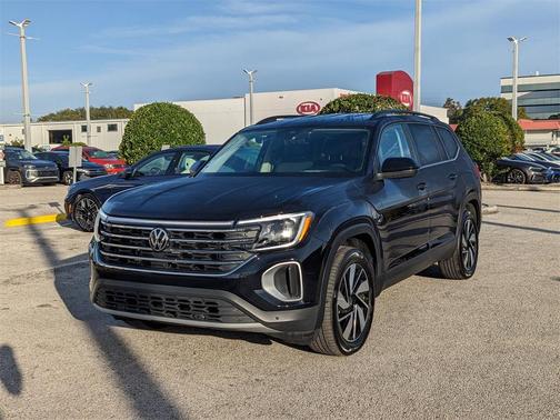 2024 Volkswagen Atlas 2.0T SE w/Technology