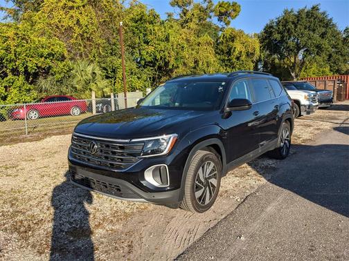 2024 Volkswagen Atlas 2.0T SE w/Technology