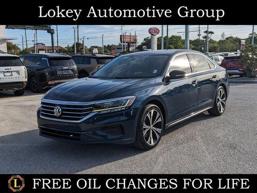 2022 Volkswagen Passat 2.0T SE