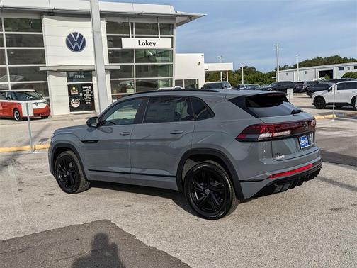 2026 Volkswagen Atlas Cross Sport 2.0T SEL