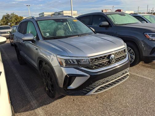 2023 Volkswagen Taos 1.5T SE