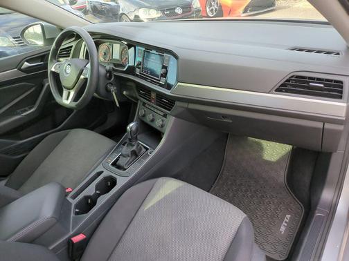 Silver Metallic 2019 Volkswagen Jetta 1.4T S