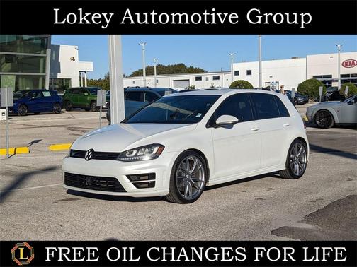 2017 Volkswagen Golf R 2.0T DSG