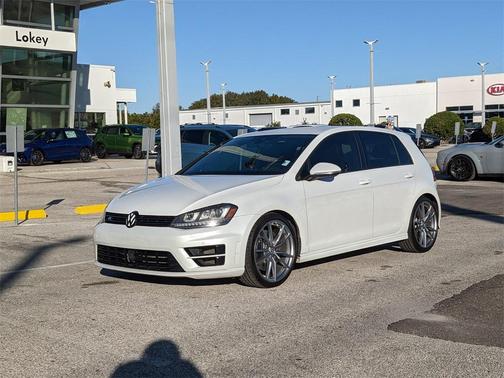 2017 Volkswagen Golf R 2.0T DSG