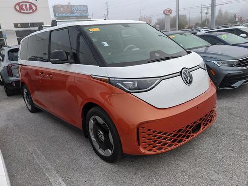 2025 Volkswagen ID. Buzz Pro S Plus