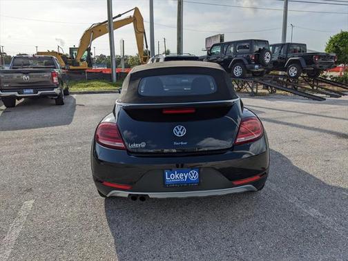 2017 Volkswagen Beetle 1.8T Dune