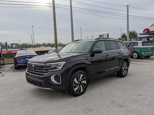 2024 Volkswagen Atlas 2.0T SE w/Technology