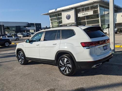 2024 Volkswagen Atlas 2.0T SE w/Technology 4MOTION