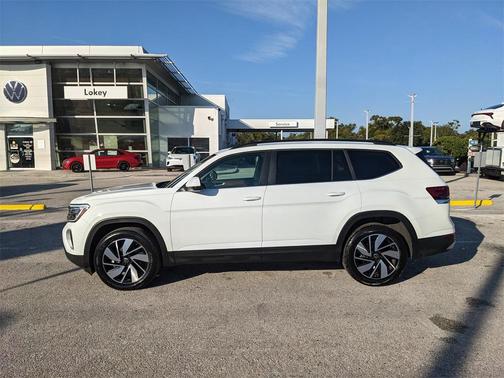 2024 Volkswagen Atlas 2.0T SE w/Technology 4MOTION