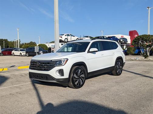 2024 Volkswagen Atlas 2.0T SE w/Technology 4MOTION