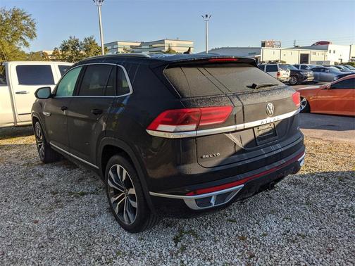 2022 Volkswagen Atlas Cross Sport 3.6L V6 SEL Premium R-Line