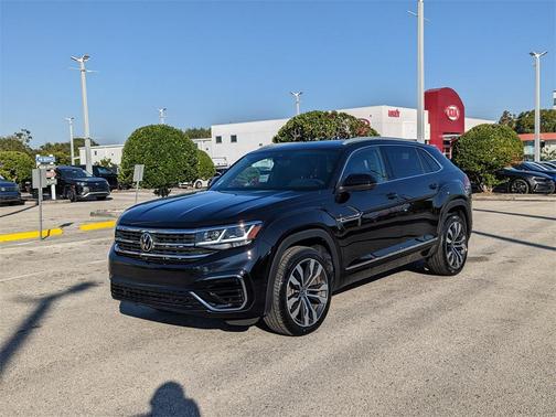 2022 Volkswagen Atlas Cross Sport 3.6L V6 SEL Premium R-Line