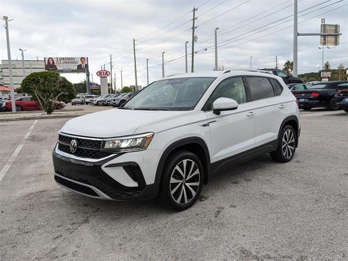 2023 Volkswagen Taos 1.5T SE
