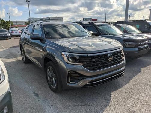 2024 Volkswagen Atlas Cross Sport 2.0T SEL