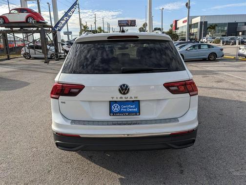2023 Volkswagen Tiguan 2.0T SE