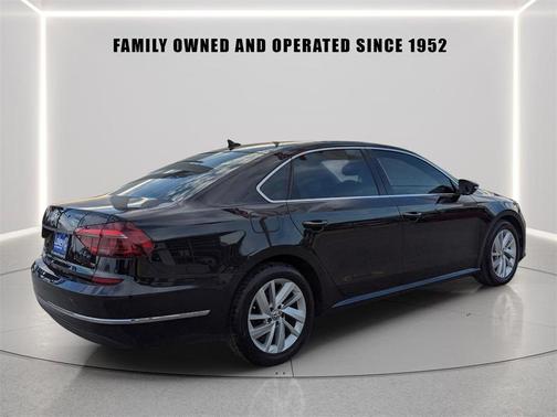 2018 Volkswagen Passat 2.0T SE