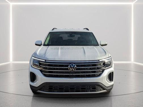 Opal White 2026 Volkswagen Atlas 2.0T SE