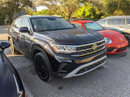2022 Volkswagen Atlas Cross Sport 2.0T SE w/Technology