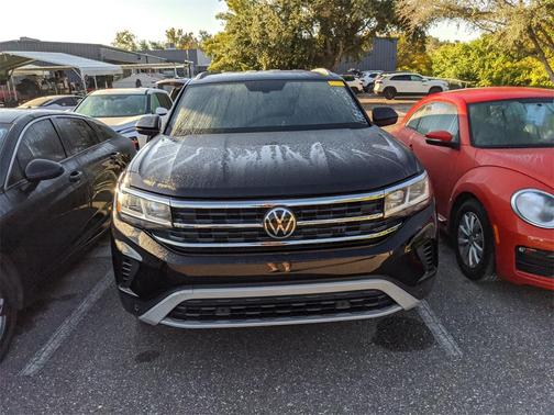 2022 Volkswagen Atlas Cross Sport 2.0T SE w/Technology