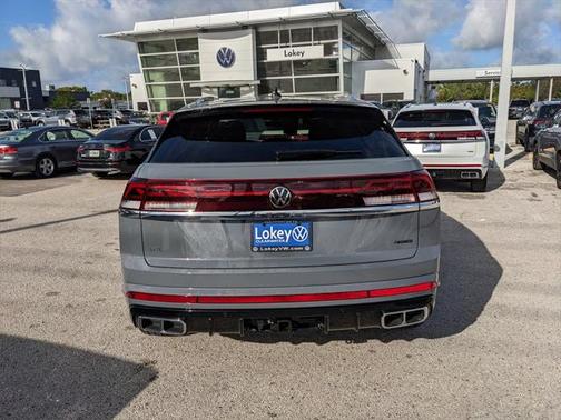2025 Volkswagen Atlas Cross Sport 2.0T SEL Premium