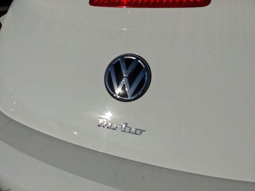 2019 Volkswagen Beetle 2.0T SE