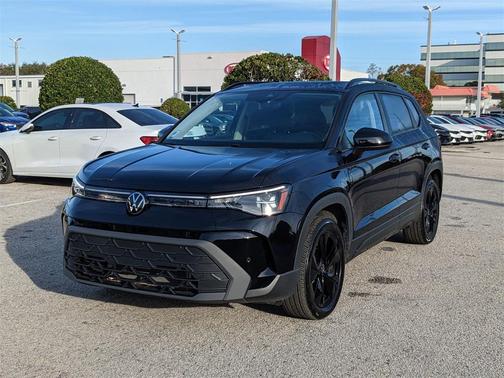 2025 Volkswagen Taos 1.5T SE Black