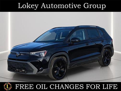 2025 Volkswagen Taos 1.5T SE Black