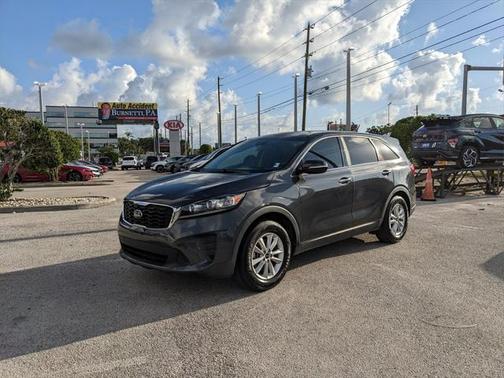 2019 Kia Sorento LX