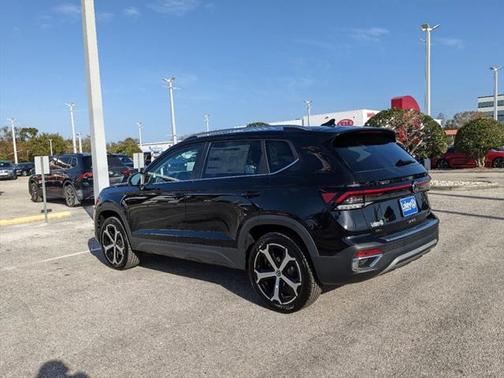 2025 Volkswagen Taos 1.5T SEL