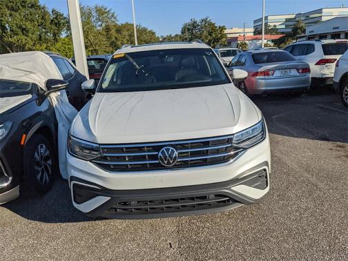 2023 Volkswagen Tiguan 2.0T SE