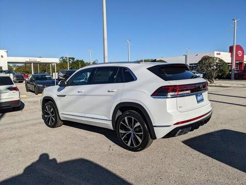 2025 Volkswagen Atlas Cross Sport 2.0T SEL Premium