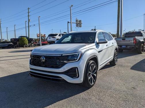 2025 Volkswagen Atlas Cross Sport 2.0T SEL Premium