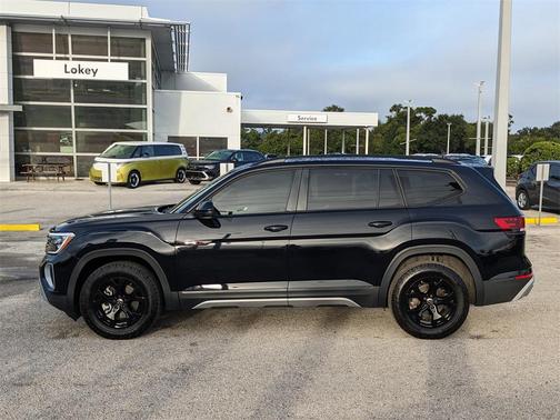 2025 Volkswagen Atlas 2.0T Peak Edition