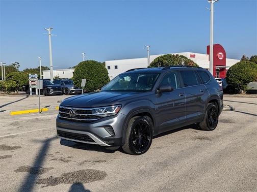 2022 Volkswagen Atlas 3.6L SE w/Technology
