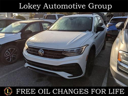 2022 Volkswagen Tiguan 2.0T SE R-Line Black