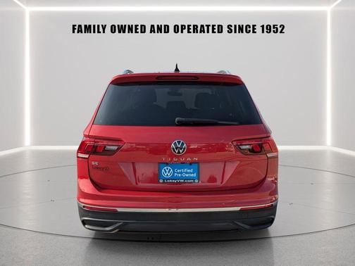 Kings Red Metallic 2023 Volkswagen Tiguan 2.0T SE