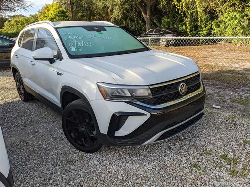 2022 Volkswagen Taos 1.5T SE