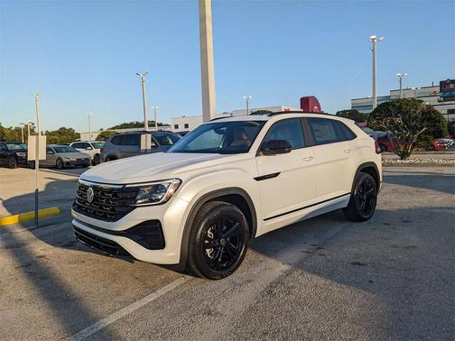 2026 Volkswagen Atlas Cross Sport 2.0T SEL