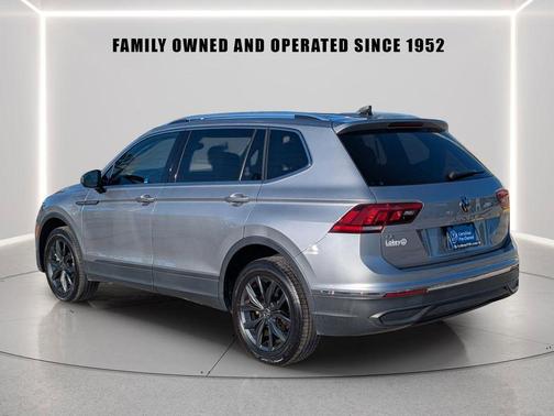 Silver Metallic 2023 Volkswagen Tiguan 2.0T SE