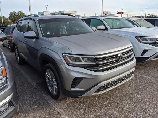 2022 Volkswagen Atlas 3.6L SE w/Technology