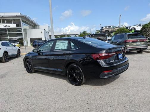 2025 Volkswagen Jetta 1.5T SE